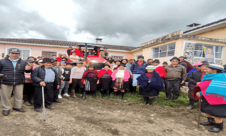 Productores de Balcashi reciben un tractor para impulsar su ...