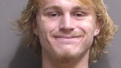 Un joven sospechoso de vender drogas fue arrestado tras ofrecerle ...