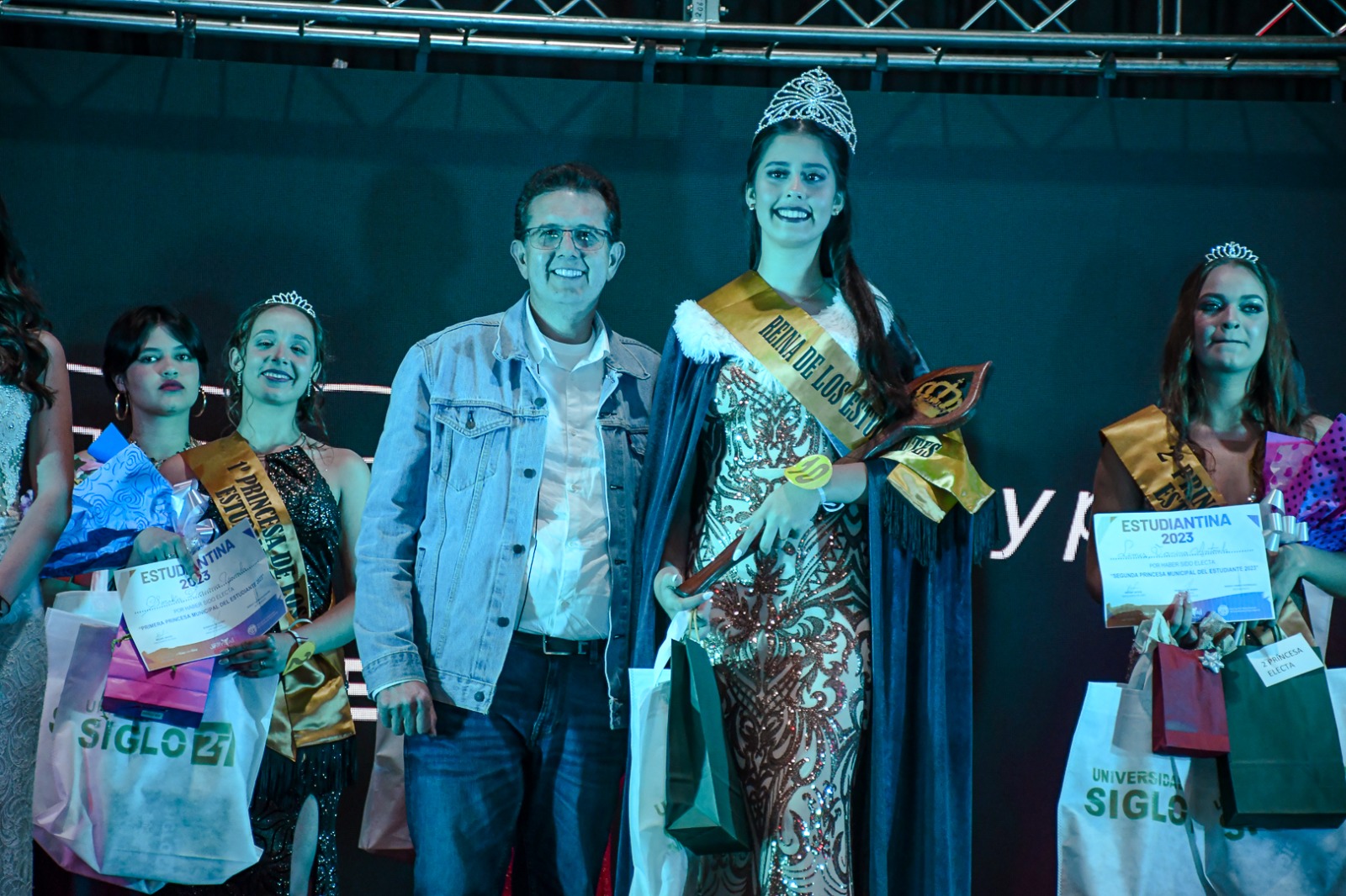La estudiantina 2023 llegó a su final en San Vicente con la ...