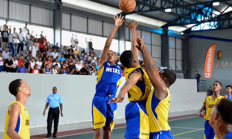 Serie semifinal del Torneo de Baloncesto Intercolegial se ...