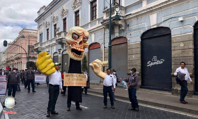 Marcha Primero de Mayo en Riobamba - Mundial Medios