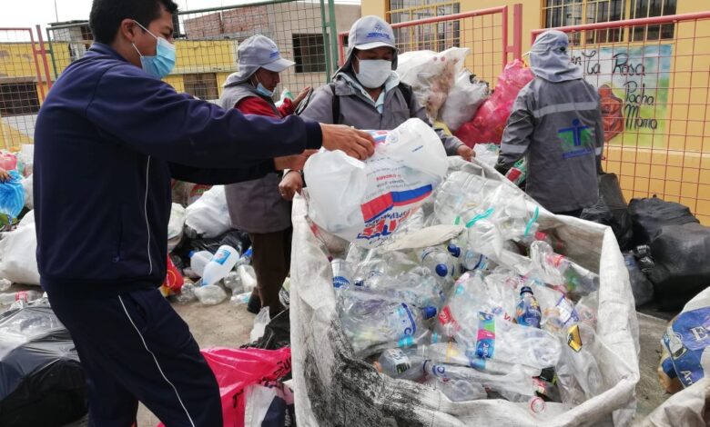 Unidades educativas de Riobamba se unen al reciclaje - Ecuador 221