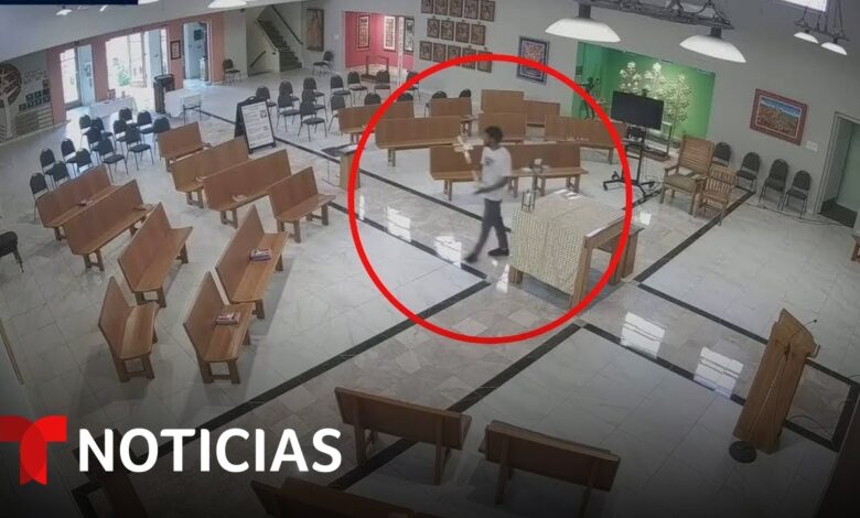 Buscan al hombre que entró a una iglesia en Los Ángeles y se robó una cruz  | Noticias Telemundo