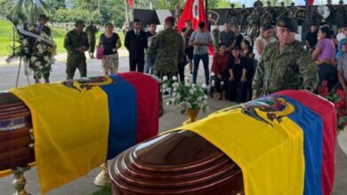 Llegan a Quito los cuerpos de los 11 militares asesinados en ...
