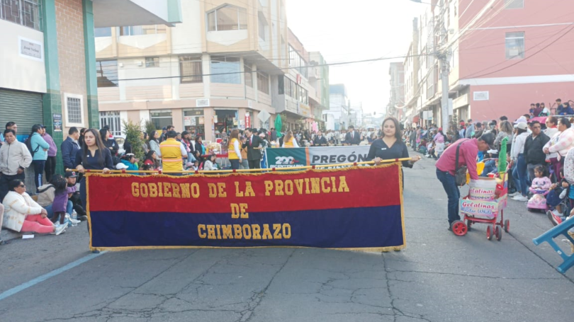 Inicio de las fiestas por el Bicentenario de Chimborazo