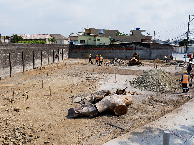 Municipio de Guayaquil recupera espacio público con un nuevo ...