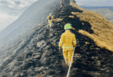 Bomberos de Guamote controlan incendio en Yanarumi