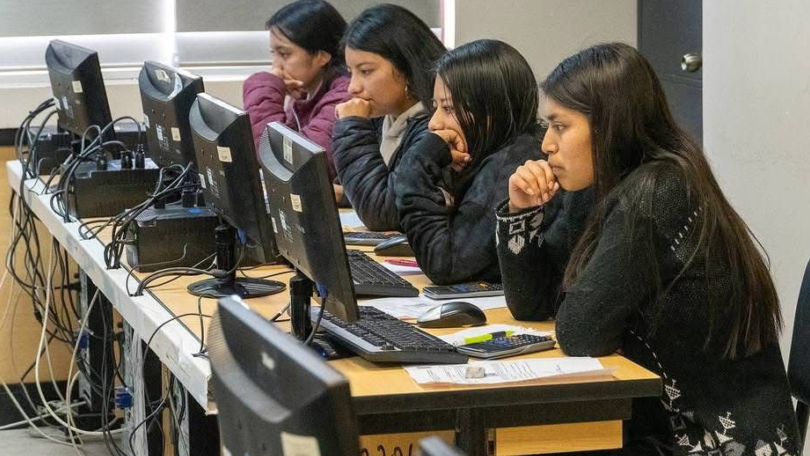 Cientos de aspirantes rindieron el examen de admisión en la ESPOCH