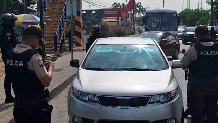Un nuevo comandante de Policía asume la Zona 8, en Guayaquil, foco ...