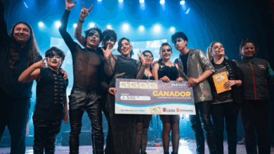 Riobamba vibró con la final del Concurso de Estudiantinas 2025
