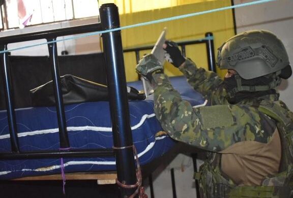 Operativo en cárcel de mujeres en Riobamba: esto fue lo que se ...