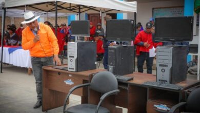 PREFECTO DE CHIMBORAZO ENTREGÓ EQUIPOS ...