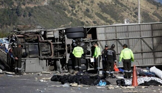 Trágico accidente en Ecuador: al menos 11 muertos y 12 heridos por ...