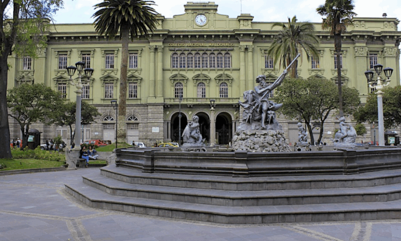 Riobamba conmemora la Fundación del Ecuador
