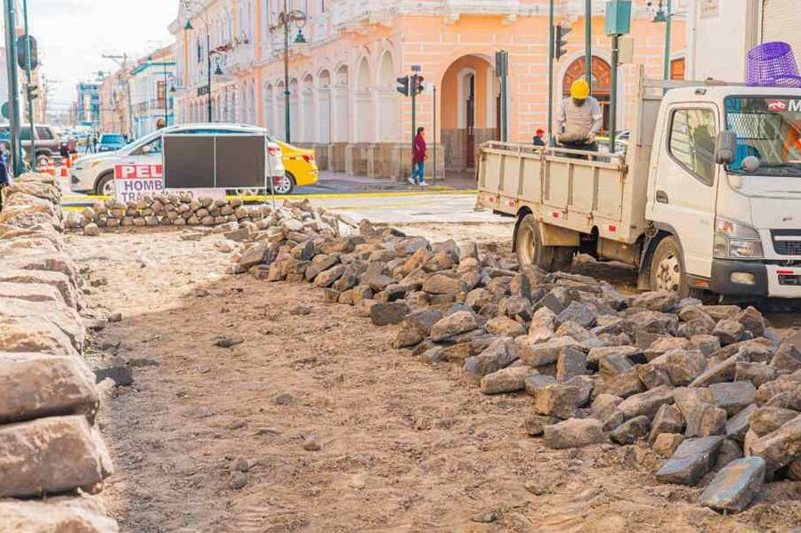 Municipio: Regeneración urbana en calle 5 de Junio - Mundial Medios