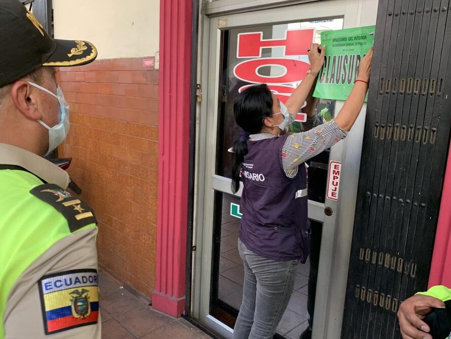 En Guayaquil, clausuran hostales y una casa utilizada como alojamiento