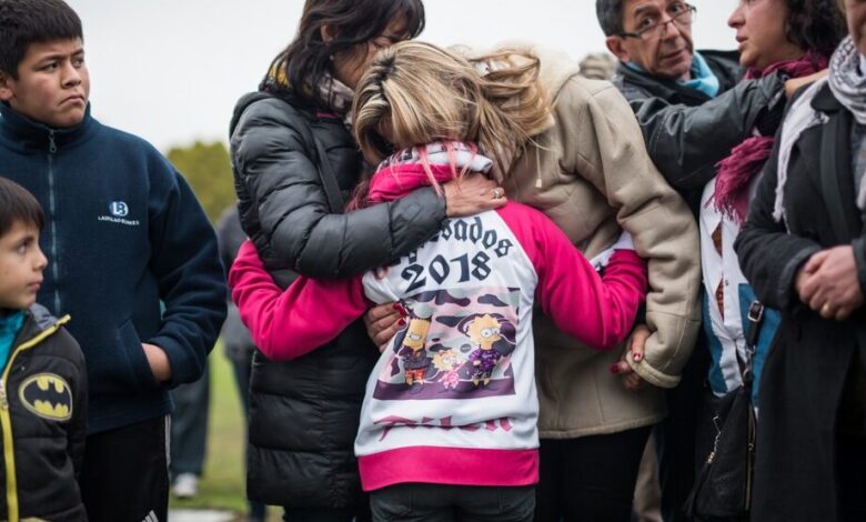 Ceremonia en la tormenta: lo que revelan las muertes de Sandra y ...