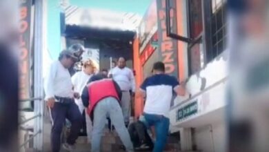 Vecinos linchan a dos acusados de intento de robo en bus - TVC