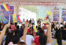 MANIFESTANTES ATACAN CON VIOLENCIA CONVOY HUMANITARIO LIDERADO POR ...