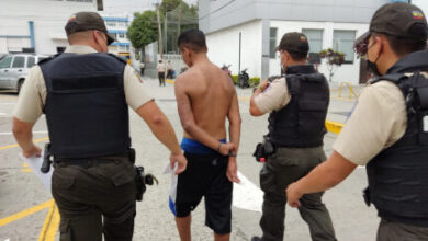 Uso de la fuerza policial· entre los excesos y los derechos humanos