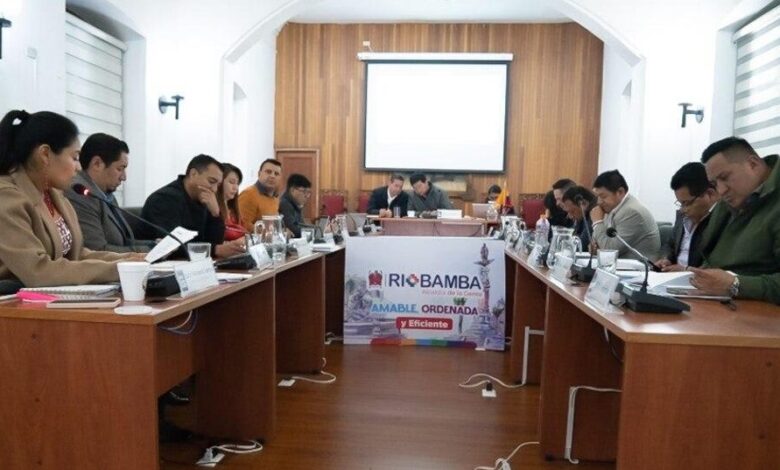 Riobamba Informa - Concejo Municipal aprobó la actualización del ...