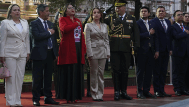 Riobamba recibió a la Asamblea Nacional por el Día de la República