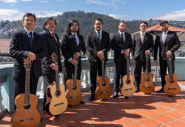 Revista Semanal 136 by LA HORA Ecuador - Issuu