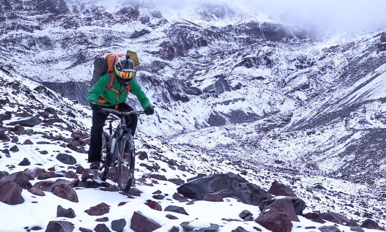 Primer ascenso en bicicleta al Volcán San jose de Maipo - Chile ...