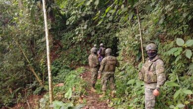 Ejército Ecuatoriano desmantela operación de minería ilegal en ...