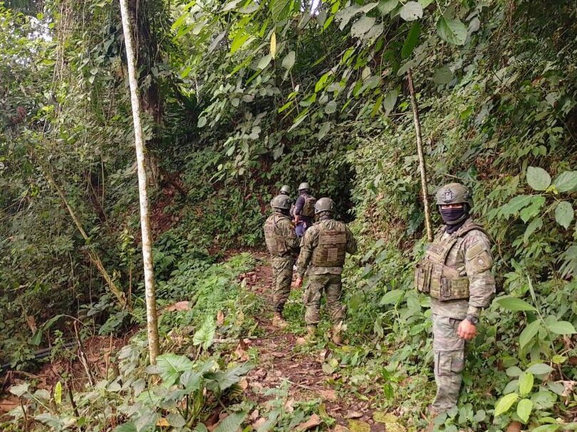 Ejército Ecuatoriano desmantela operación de minería ilegal en ...