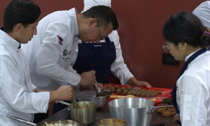 Instituto de Educación Superior Innovador en Riobamba Promueve ...