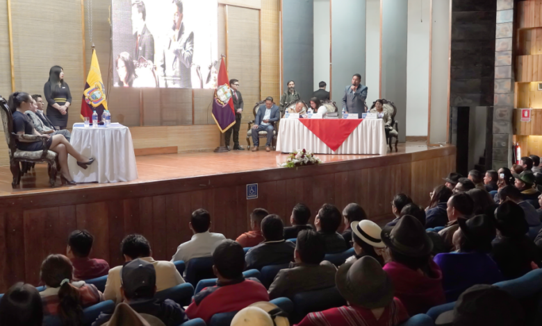 Chimborazo entregó al Prefecto Hermel Tayupanda el Mandato del ...