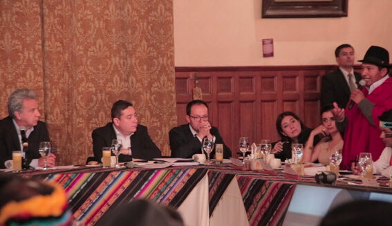 # Esta propuesta sería interesante en busca de mejorar la atención al público, garantizar la transparencia y proteger tanto a los usuarios como a los funcionarios. 1. Mejora del servicio al ciudadano: ...