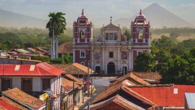 Búsqueda del Tesoro en León Nicaragua: León: La Ciudad de Fuego y Fe