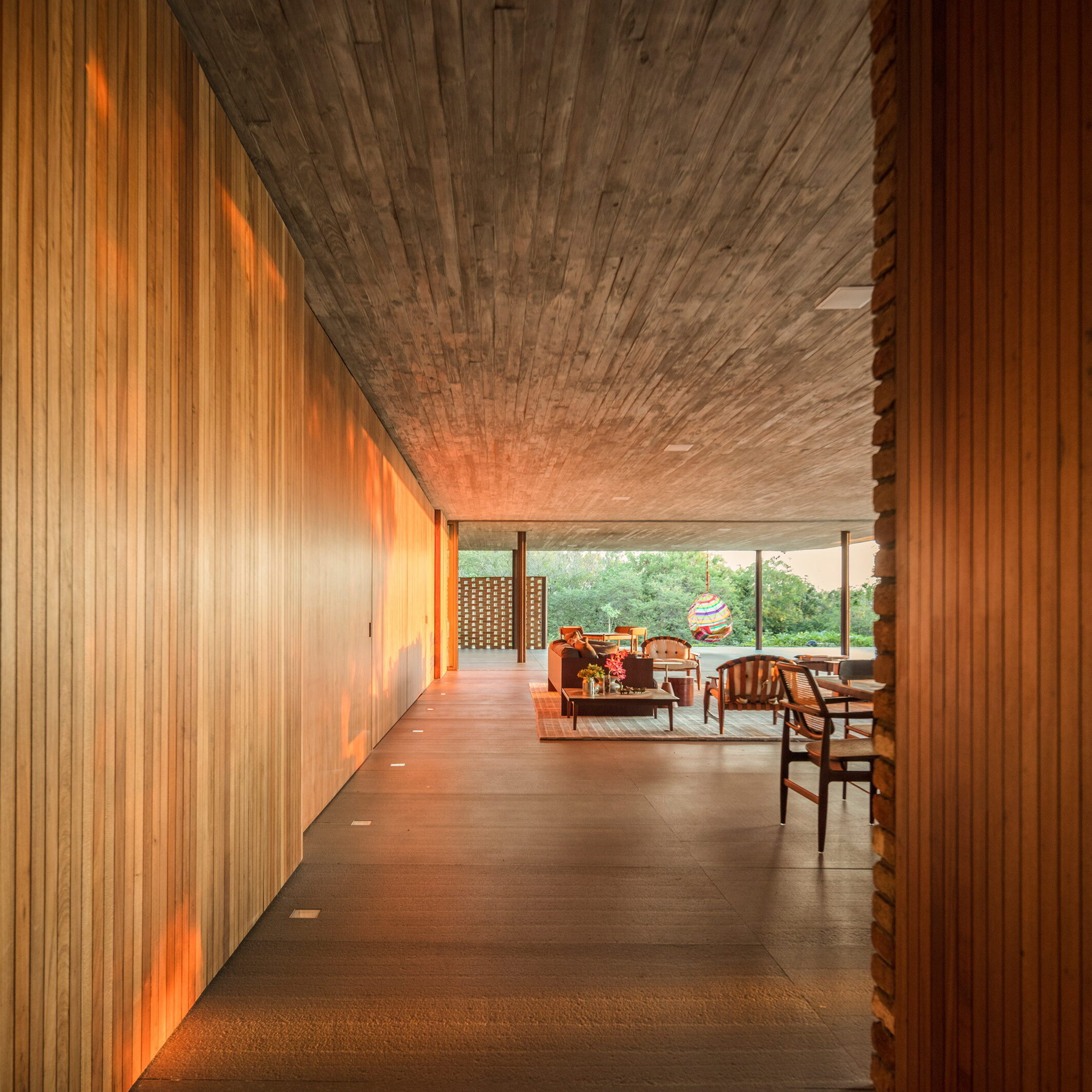 Planar House by Studio MK27 - Marcio Kogan | Wowow Home Magazine