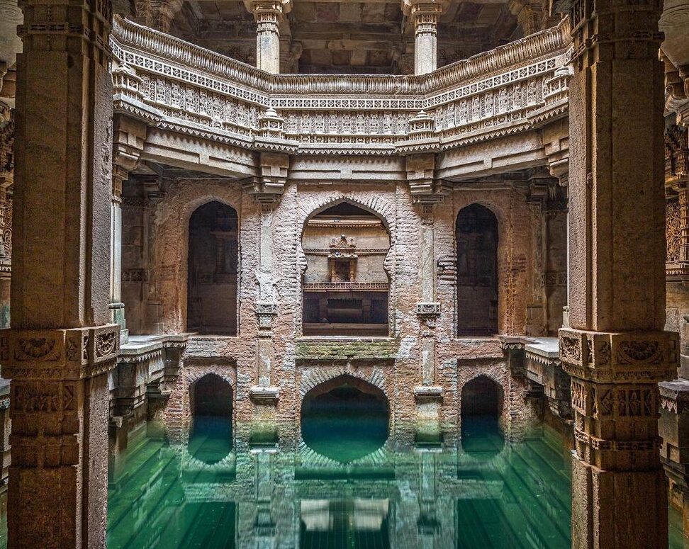 Spectacular Adalaj stepwell in Ahmedabad, India : r/ArchitecturePorn
