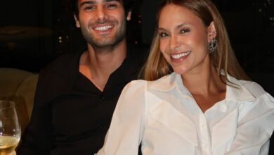 Ex-BBB Sarah Andrade se declara para o namorado francês em momento raro ...